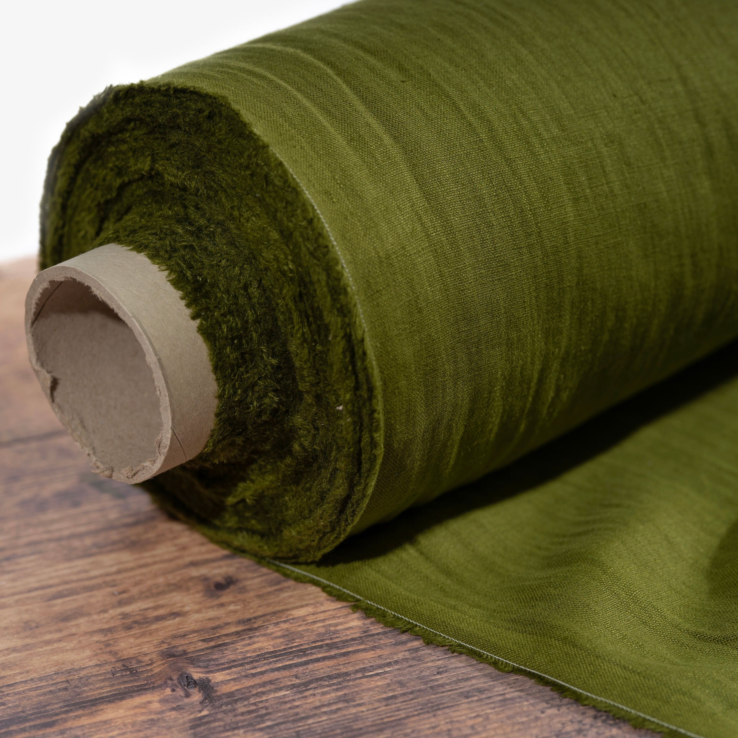 Washed Pure Moss Green Linen Fabric 205 g/m²