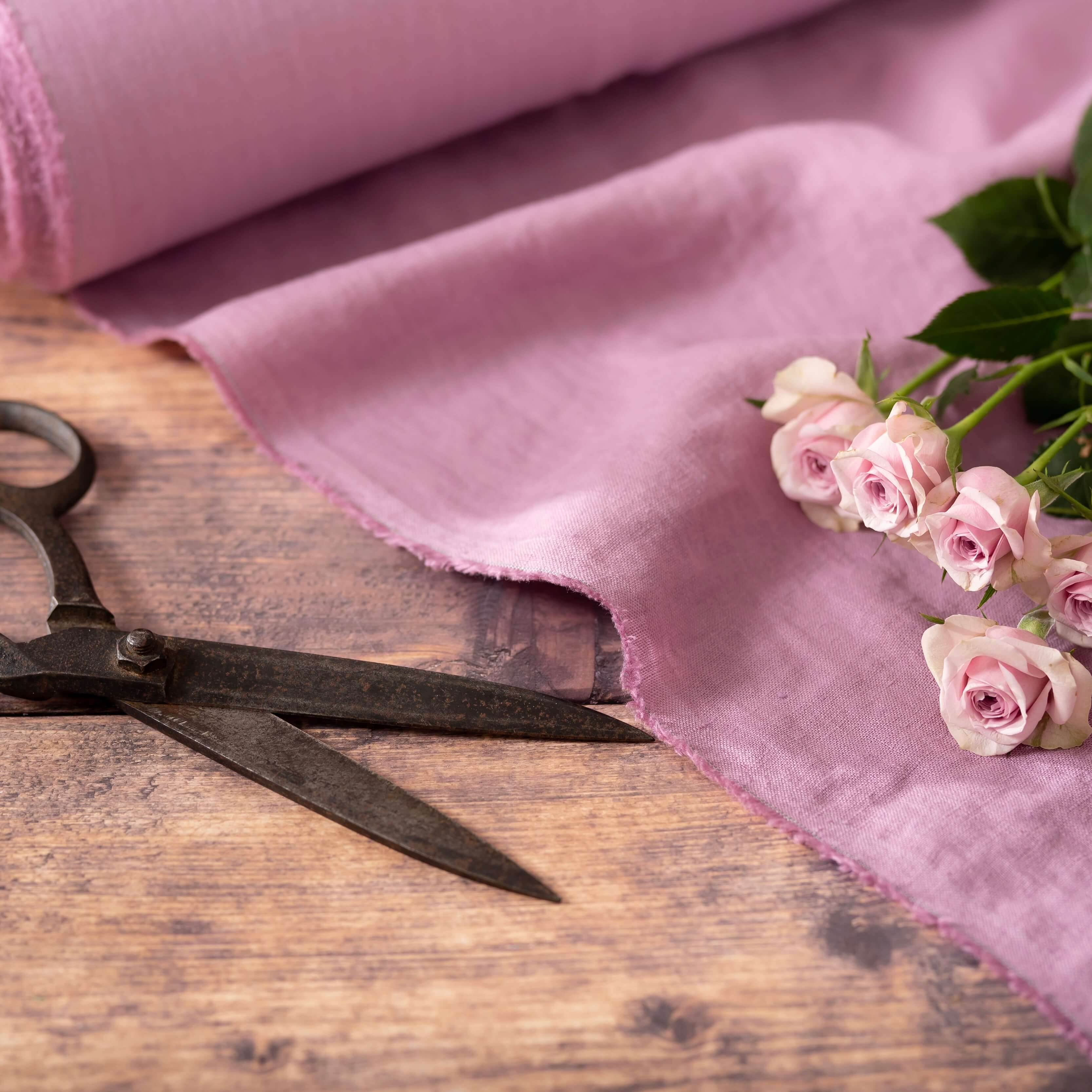 Washed Pure Pink Lilac Linen Fabric 205 g/m²
