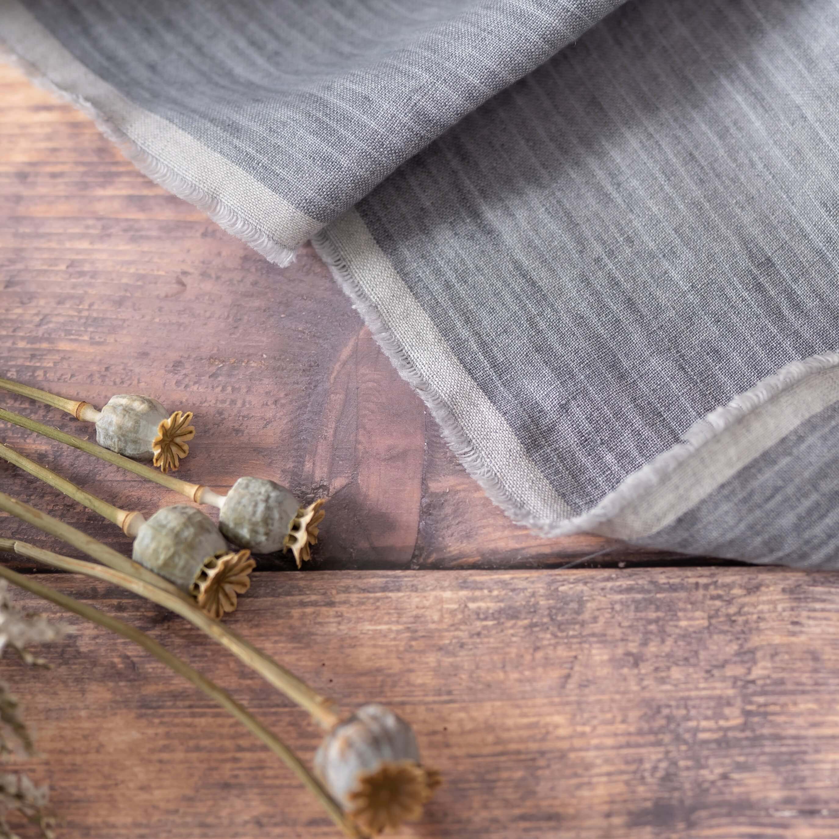 Washed Pure Grey Stripes Mélange Linen Fabric 195 g/m²