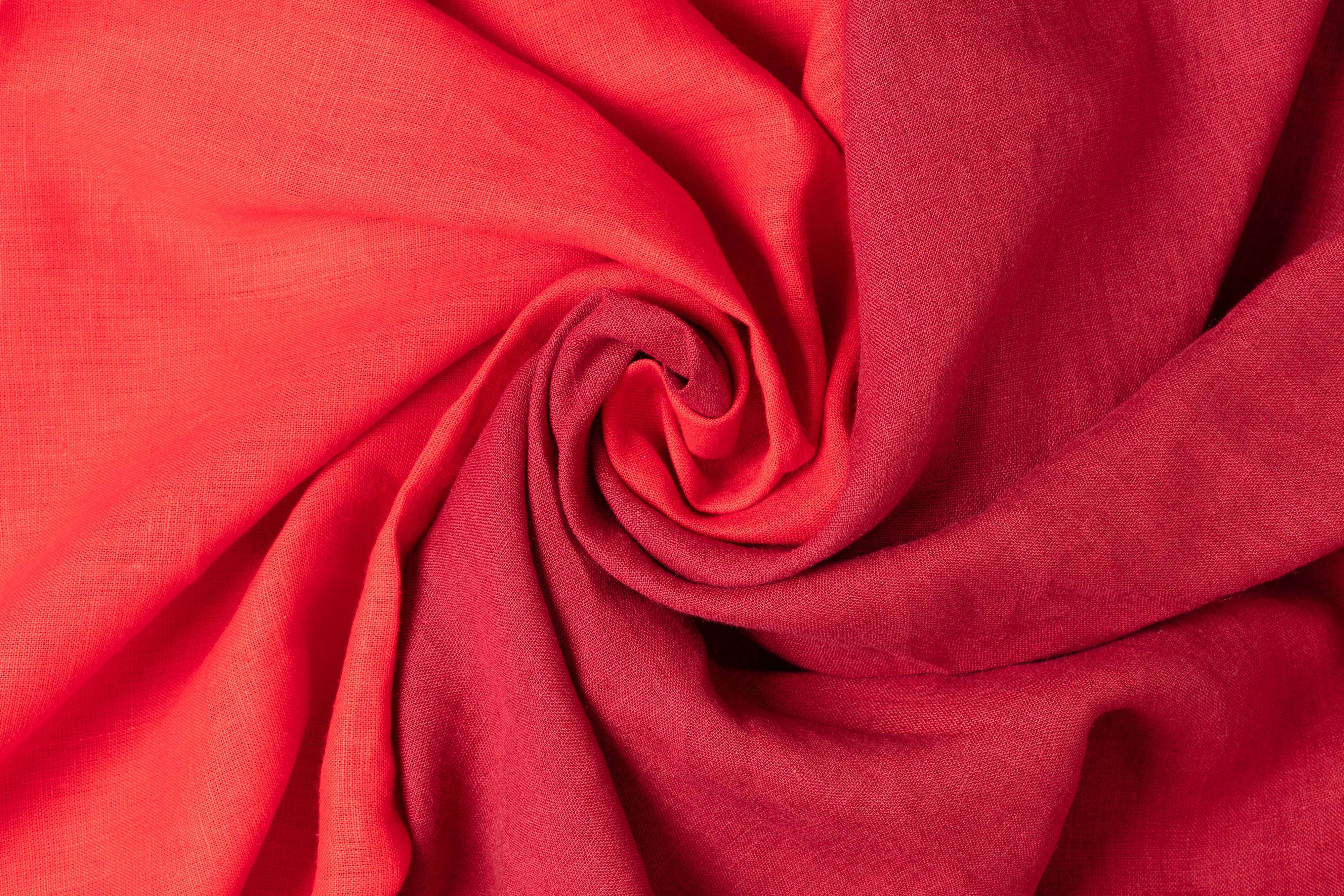 Red Linen Fabrics