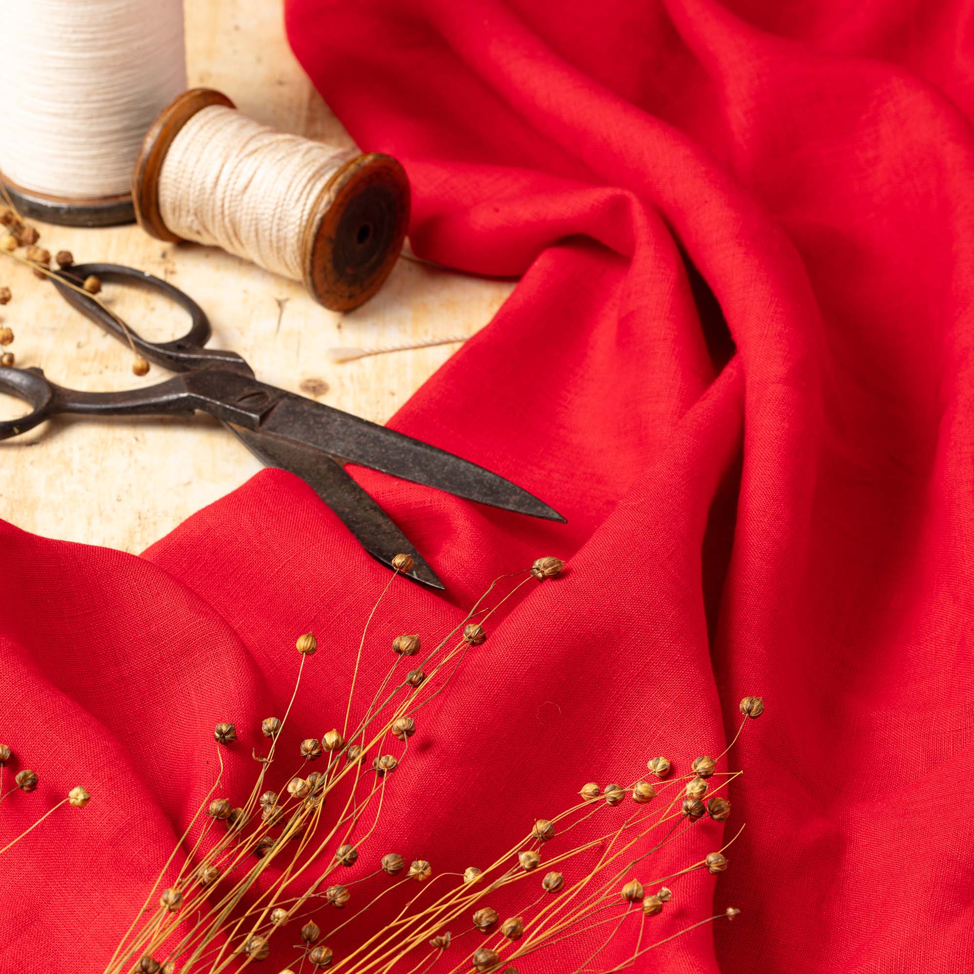 Washed Pure Bright Red Linen Fabric 205 g/m²