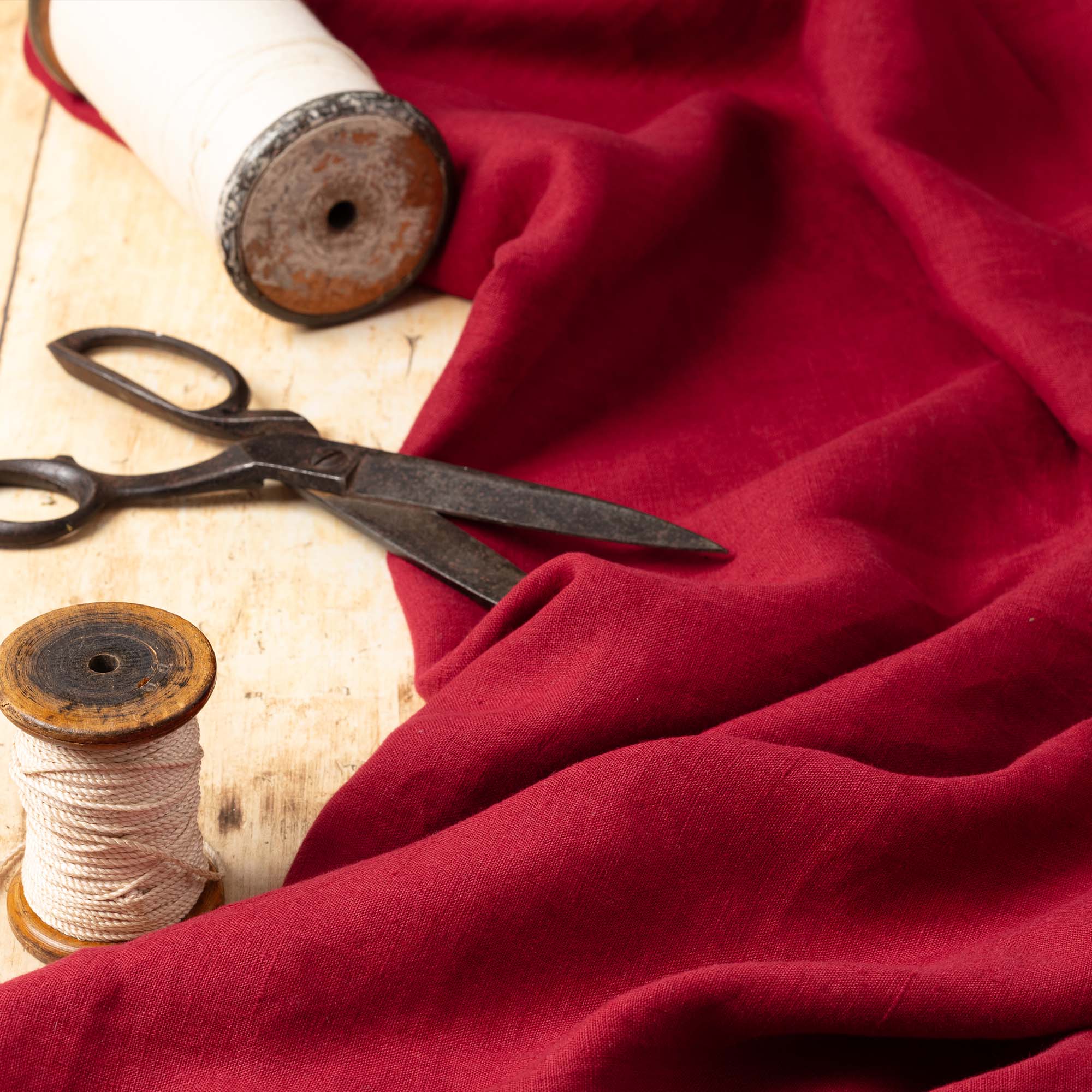 Washed Pure Burgundy Linen Fabric 205 g/m²