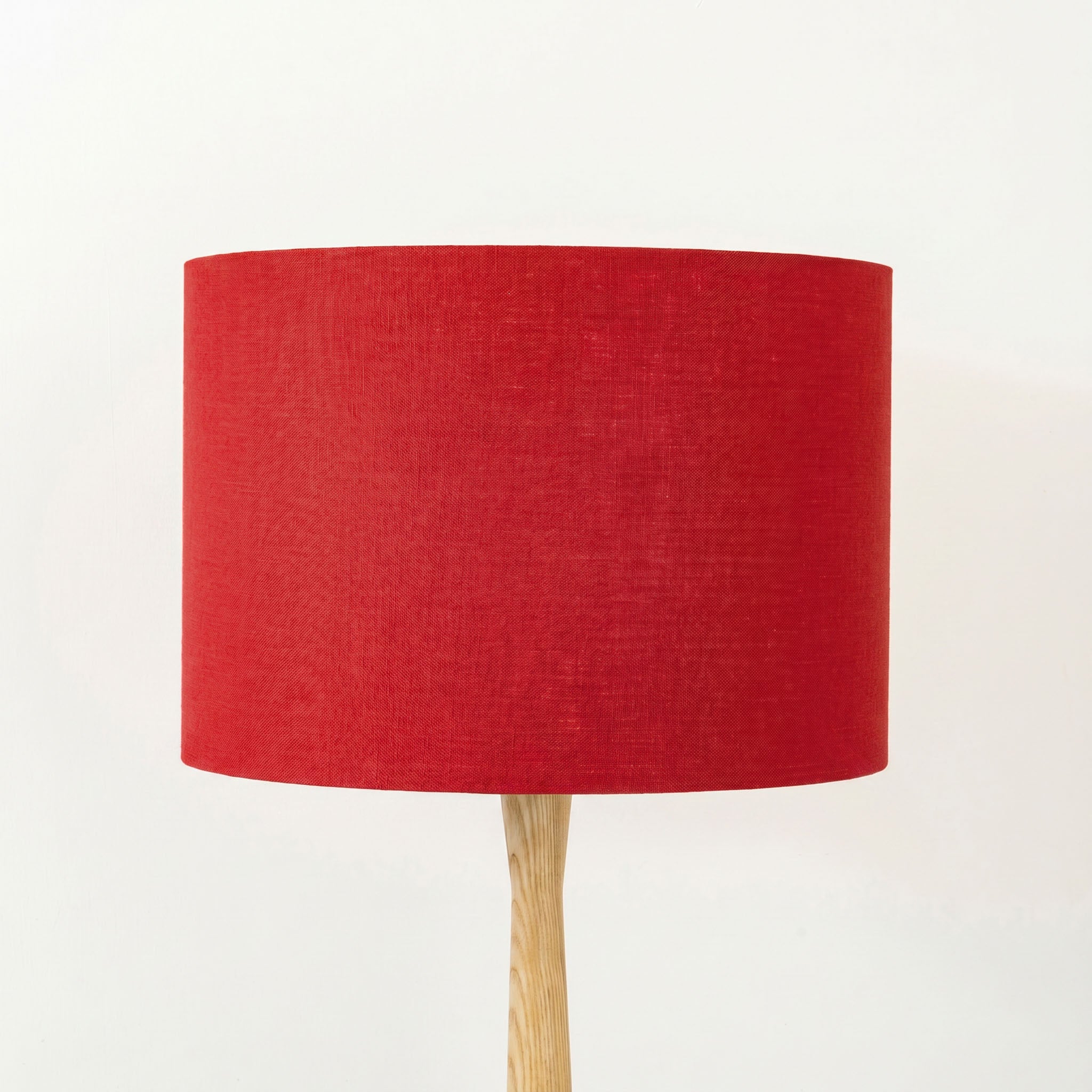 bright-red-linen-lampshade-wooden-table-lamp_dddce48b-5e80-4563-922a-6f1247a1c3a1.jpg
