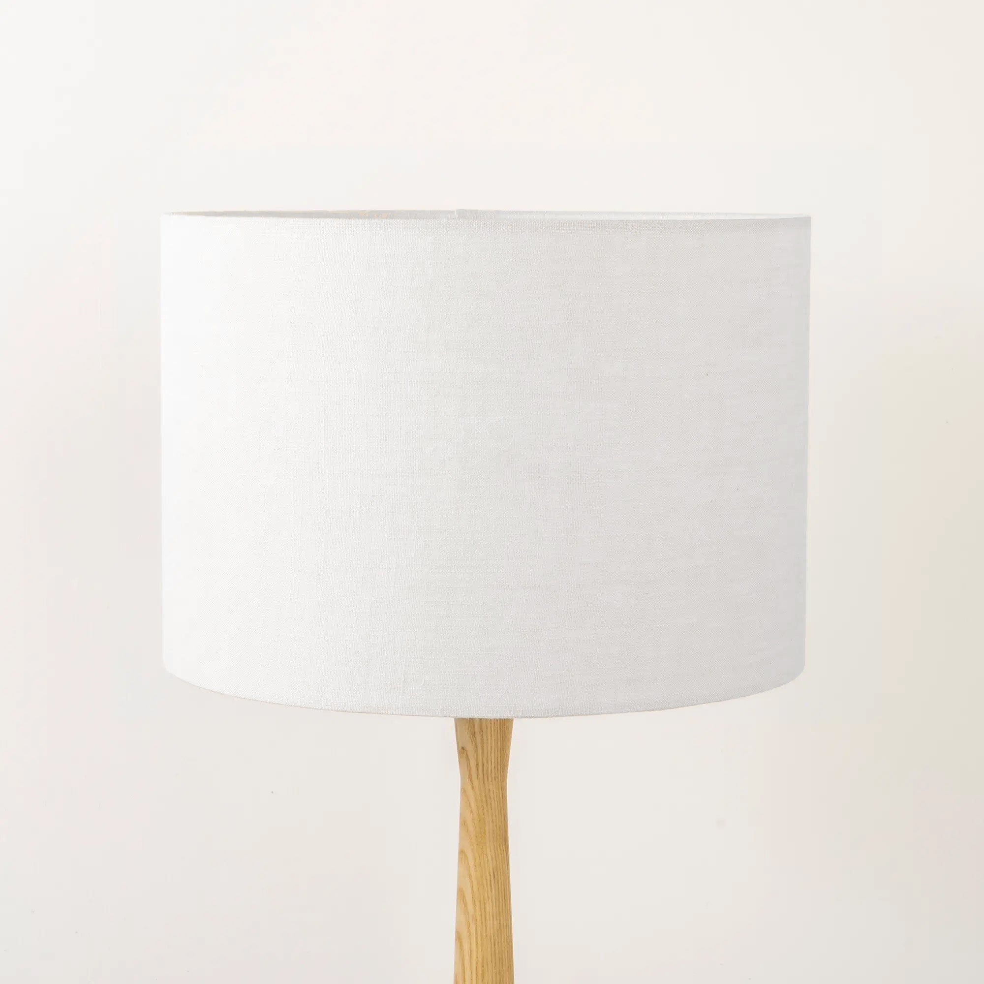white-linen-lampshade-wooden-table-lamp.jpg