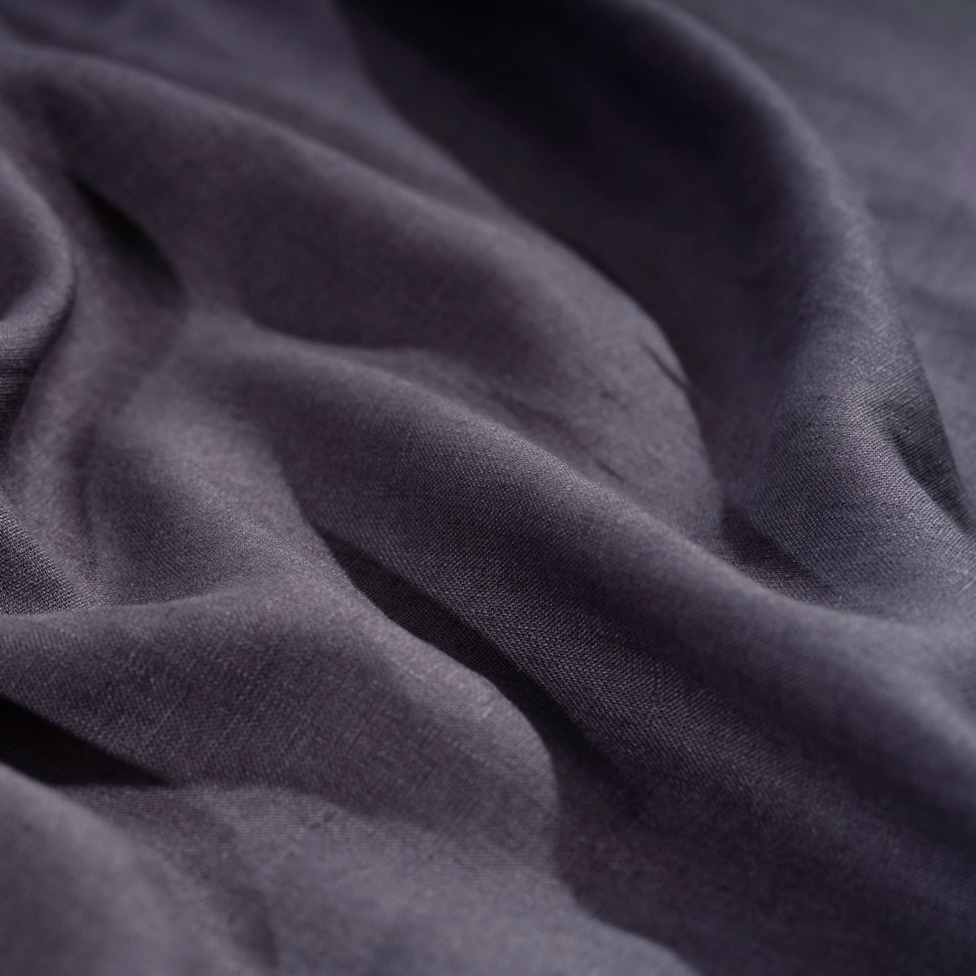 Washed Pure Charcoal Dark Grey Linen Fabric 205 g/m²